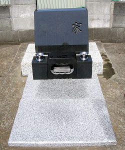 tombstone_img021_lb